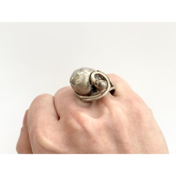 Pewter Unusual Modernist Orb Abstract Style Silver Toned Vintage Ring - sz 6.5 - Picture 11 of 15